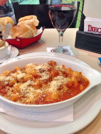 Heladeria y Cafeteria Diechi